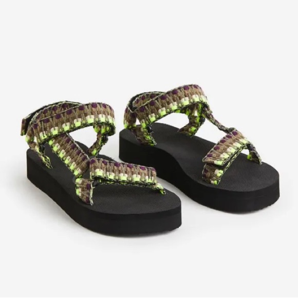H&M Platform Strappy Sandals - Picture 1 of 15